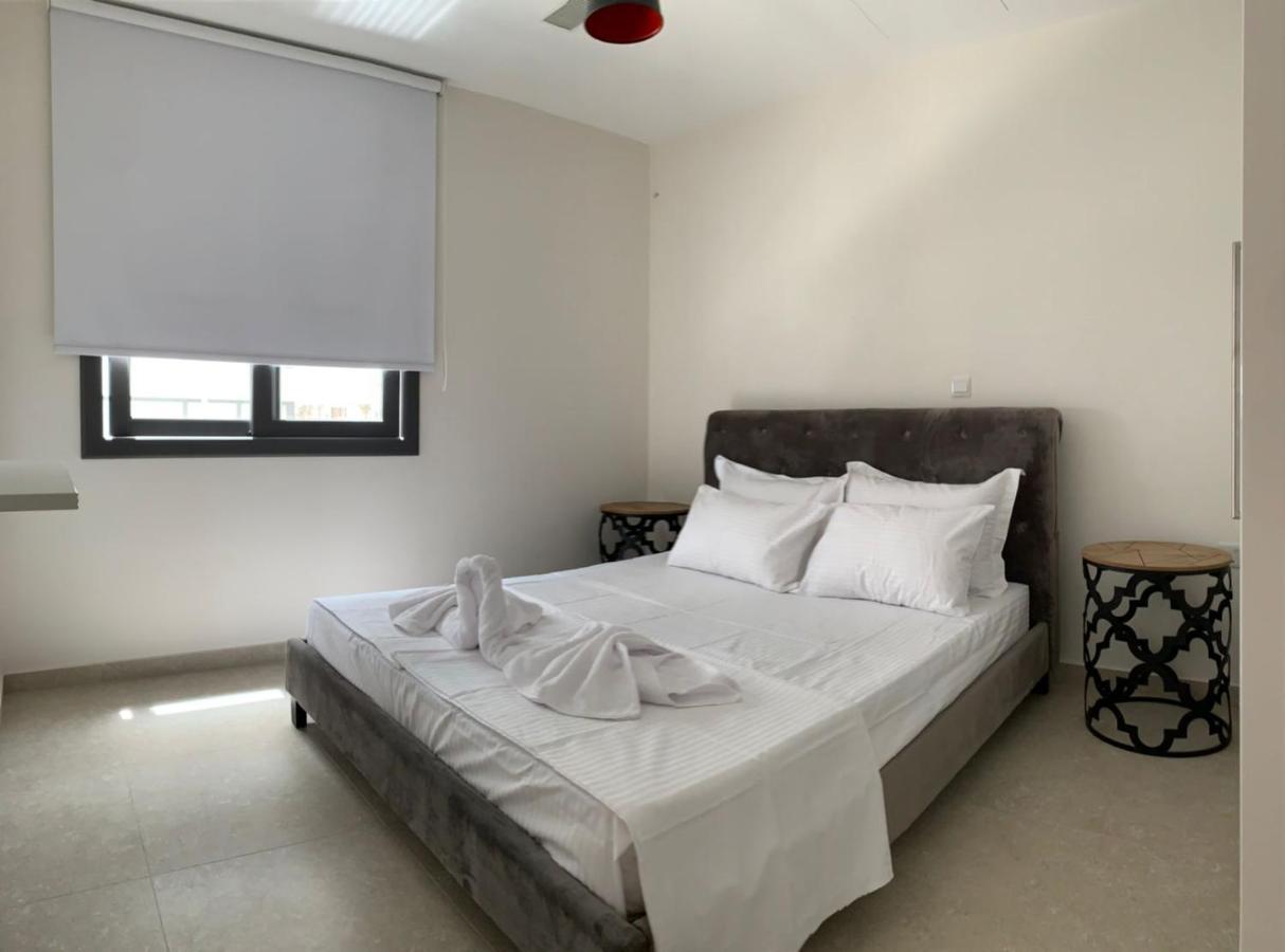 Silver House Boutique Apartment Paphos Exterior photo