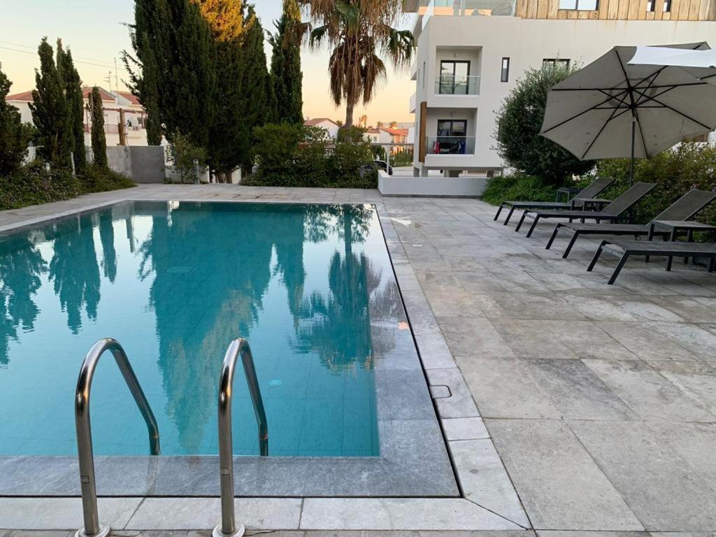 Silver House Boutique Apartment Paphos Exterior photo